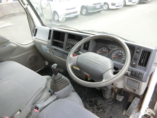 タイタントラック 積載１５００ｋｇ－４ＷＤ平ボディー（11枚目）