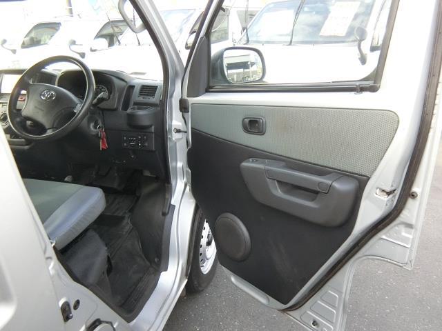 �f�ڎԗ��Ɋւ��邨�₢���킹�͕K���s�d�k�O�X�W�U�|�T�V�|�W�W�W�X�܂ł��肢�v���܂��B�O�[�l�b�g�̂��⍇���ԍ��ł͒ʂ��Ȃ��ꍇ���������܂�