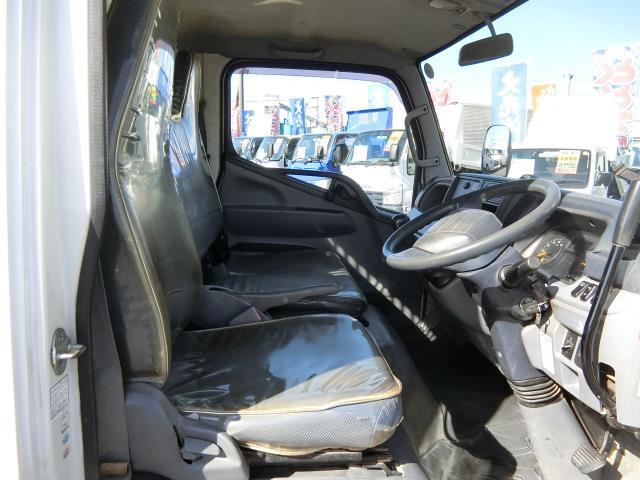 キャンター 積載３０００Ｋｇ－全低床強化ダンプ（12枚目）