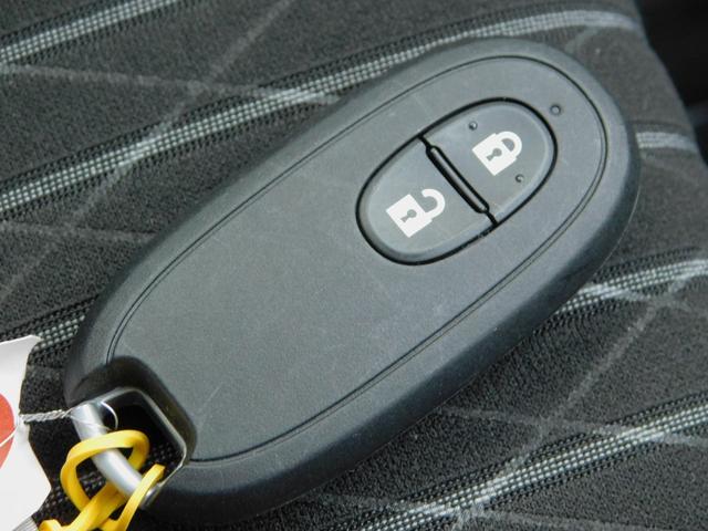 ベースグレード 5速マニュアル ターボ車 純正15インチAW フロントRECAROシート ETC ディスプレイ付オーディオ CD BluetoothAudio バックカメラ オートリトラミラー プッシュスタート(25枚目)