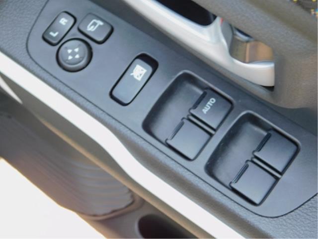 ハイブリッドX 純正9インチナビ TV DISC BluetoothAudio 全方位モニター ドラレコ 前席シートヒーター 純正15インチアルミ ETC 衝突軽減ブレーキ ソナー 車線逸脱装置(16枚目)