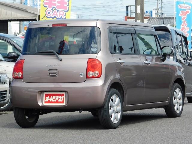 アルトラパン １０ｔｈアニバーサリーリミテッド　走行３０２００ｋｍ・ＣＤ・シートヒーター・プッシュスタート・スマートキー・純正１４インチアルミホイール・ドアウィンカーミラー・電動格納ミラー・ライトレベライザー（13枚目）