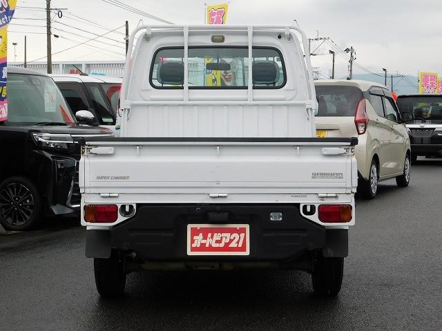 サンバートラック ＴＣ－ＳＣ　ＴＣスーパーチャージャー　ＡＴ車　走行４６２００ｋｍ　ライトレベライザー　４ＷＤ　ＡＢＳ（12枚目）