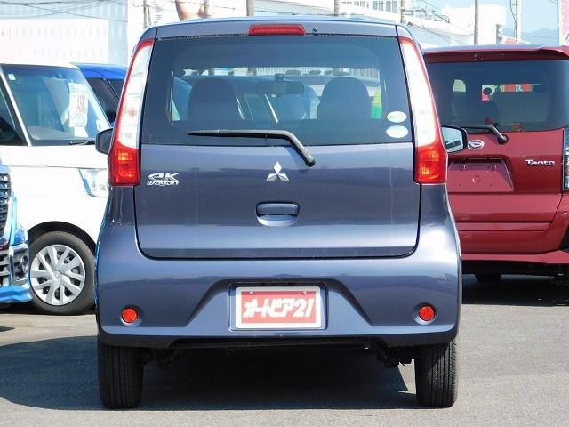 ｅＫワゴン Ｍ　・走行８９５０ｋｍ・ＣＤ・アイドリングストップ・助手席シートアンダートレー・キーレス・スペアキー・ライトレベライザー（13枚目）