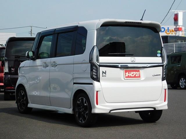 Ｎ－ＢＯＸカスタム Ｇ・Ｌターボホンダセンシング　・純正ナビ・ＴＶ・ＤＩＳＣ・Ｂｌｕｅｔｏｏｔｈ・バックカメラ・ＥＴＣ・ターボ車・ロールサンシェード・パドルシフト・クルコン・両側電動スライドドア・スマートキー２ケ（17枚目）