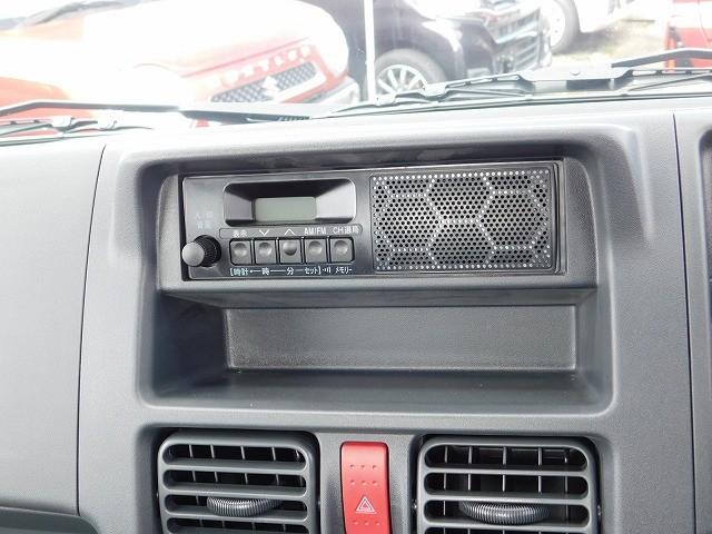 キャリイトラック KCエアコン・パワステ 走行1100km・5速マニュアル・パートタイム4WD・AM/FMラジオ・オートライト・PW・アイドリングストップ・ライトレベライザー(7枚目)