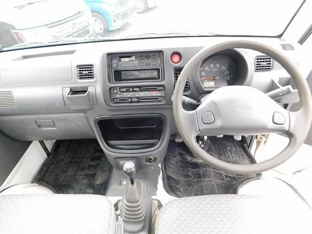 ハイゼットトラック 農用スペシャル ・5速マニュアル・パートタイム4WD・後部作業灯・リアゲートチェーン・AM/FMラジオ・ライトレベライザー(5枚目)