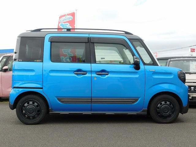 スペーシアギア ハイブリッドXZ ターボ ・社外8インチナビ・TV・DISC・バックカメラ・ETC・ターボ車・クルコン・パドルシフト・前席シートヒーター・両側電動スライドドア・ツートンカラー(4枚目)