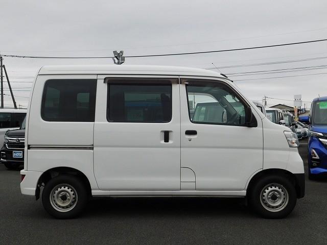 ハイゼットカーゴ ＤＸ　ＳＡＩＩＩ　・ＡＴ車・ＰＷ（フロント）・ＡＭ／ＦＭラジオ・ＥＴＣ・キーレス・ライトレベライザー・スマアシ（4枚目）