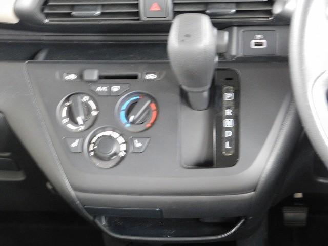 eKワゴン M 走行15350km・ストラーダナビ・TV・CD・Bluetooth・バックカメラ・ステアリングリモコン・キーレス・スペアキー・オートライト・前席シートヒーター(13枚目)