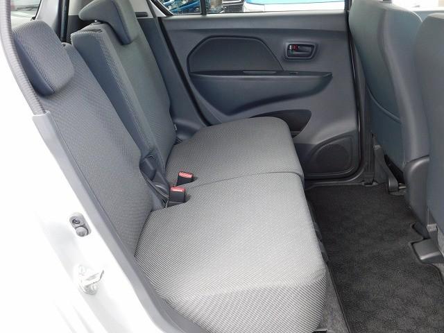 ワゴンＲ ＦＸ　５速マニュアル・ＣＤ・運転席シートヒーター・キーレス・助手席シートアンダーボックス・アイドリングストップ（5枚目）