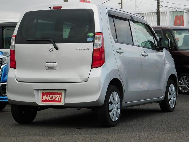 ワゴンＲ ＦＸ　５速マニュアル・ＣＤ・運転席シートヒーター・キーレス・助手席シートアンダーボックス・アイドリングストップ（13枚目）