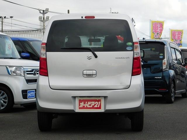 ワゴンＲ ＦＸ　５速マニュアル・ＣＤ・運転席シートヒーター・キーレス・助手席シートアンダーボックス・アイドリングストップ（14枚目）