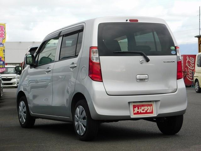 ワゴンＲ ＦＸ　５速マニュアル・ＣＤ・運転席シートヒーター・キーレス・助手席シートアンダーボックス・アイドリングストップ（15枚目）