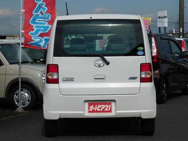 ピクシススペース Ｌ　・ＣＤ・エコアイドル・キーレス・電動格納ミラー・助手席シートアンダートレー・スペアタイヤ付き（15枚目）