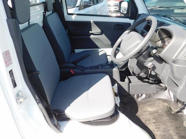 キャリイトラック ＫＣエアコン・パワステ　走行９００ｋｍ・ＡＴ車・ＰＷ・パートタイム４ＷＤ・リアセンサー・オートライト・キーレス・ライトレベライザー（5枚目）