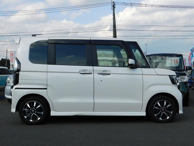 Ｎ－ＢＯＸカスタム Ｇ・Ｌホンダセンシング　・純正ナビ・ＴＶ・ＤＩＳＣ・Ｂｌｕｅｔｏｏｔｈ・バックカメラ・両側電動スライドドア・ＥＴＣ・クルコン・スマートキー２ケ（4枚目）
