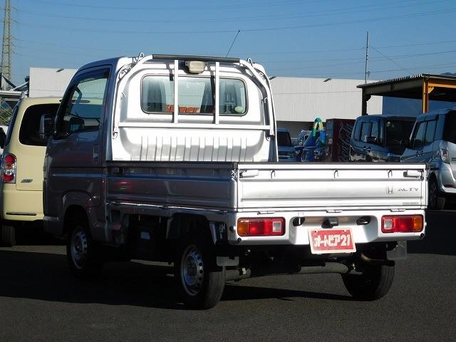 �Ԃ̔�����s���Ă���܂��B���C�y�ɂ��⍇���������B