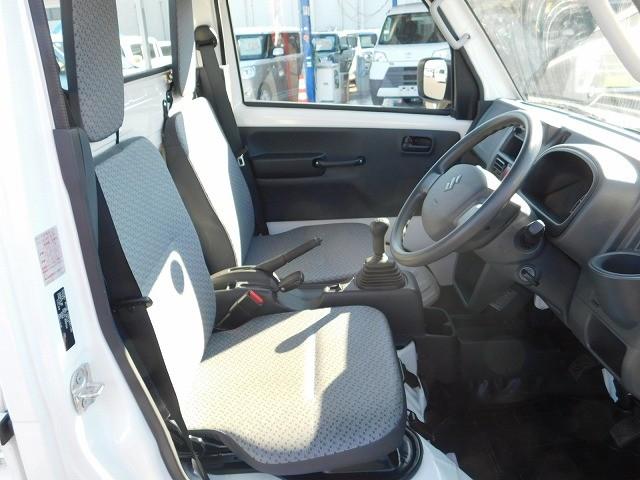 キャリイトラック ＫＣエアコン・パワステ農繁仕様　・走行４９００ｋｍ・デュアルカメラブレーキサポート・５速マニュアル・パートタイム４ＷＤ・ＡＭ／ＦＭラジオ・デフロック・キーレス・ライトレベライザー・ＰＷ（5枚目）
