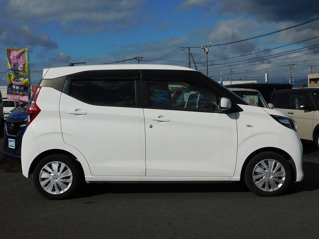 デイズ Ｓ　走行１４５００ｋｍ・社外ナビ・ＣＤ・Ｂｌｕｅｔｏｏｔｈ・ＥＴＣ・オートライト（4枚目）