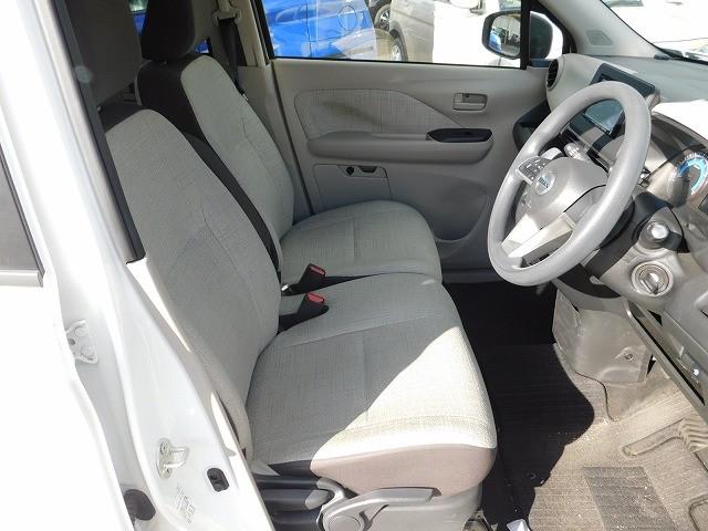 デイズ Ｓ　走行１４５００ｋｍ・社外ナビ・ＣＤ・Ｂｌｕｅｔｏｏｔｈ・ＥＴＣ・オートライト（6枚目）