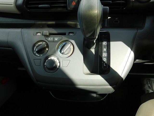 デイズ Ｓ　走行１４５００ｋｍ・社外ナビ・ＣＤ・Ｂｌｕｅｔｏｏｔｈ・ＥＴＣ・オートライト（12枚目）