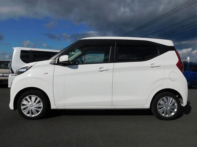 デイズ Ｓ　走行１４５００ｋｍ・社外ナビ・ＣＤ・Ｂｌｕｅｔｏｏｔｈ・ＥＴＣ・オートライト（16枚目）