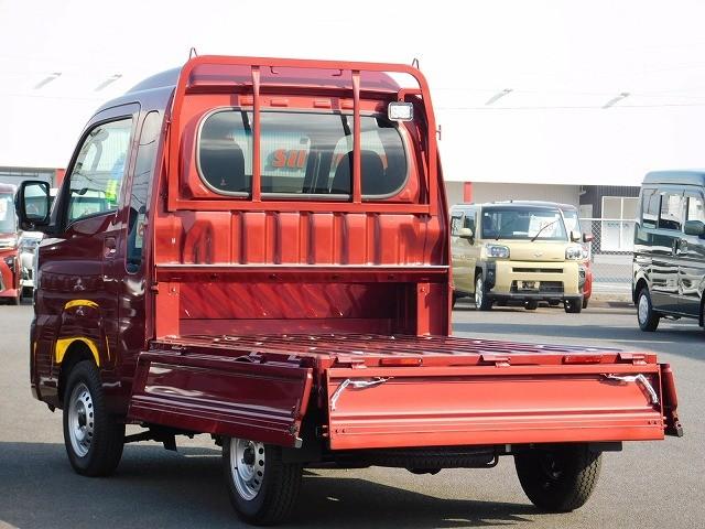 ハイゼットトラック ジャンボエクストラ　走行４００ｋｍ・プッシュスタート・スマートキー２ケ・ＰＷ・ＡＴ車・オートライト・後部作業灯・４ＷＤ車・フォグライト・オーバーヘッドシェルフ（17枚目）