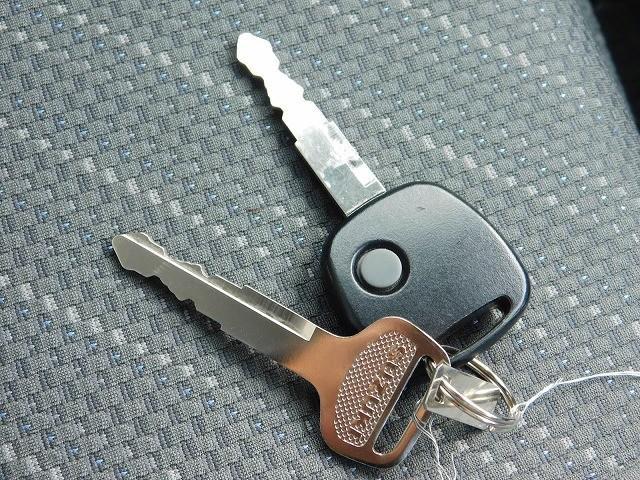 �Ō�܂ŁA�������������܂��Ă��肪�Ƃ��������܂��B���⍇���͂O�X�W�U�|�S�T�|�X�Q�O�O�����܂ŁB�����X�̍ہA�f�t�l����育���X�������B�y�A�R���p�N�g�A�Z�_���A�r�t�u����������܂��B