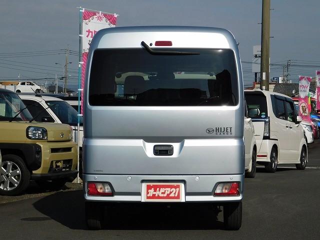 ハイゼットカーゴ クルーズターボＳＡＩＩＩ　・プッシュスタート・スマートキー・後席セパレートシート・純正ナビ・ＴＶ・ＤＩＳＣ・Ｂｌｕｅｔｏｏｔｈ・バックカメラ・クリアランスソナー・４ＷＤ車（14枚目）