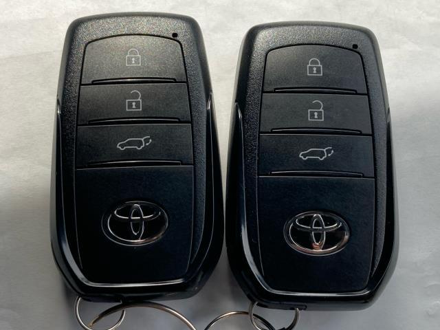 ハリアー Ｚ　レザーパッケージ　モデリスタエアロ　ナビＴＶ　全方位モニター　パワーバックドア　デジタルインナーミラー　ヘッドアップディスプレイ（16枚目）