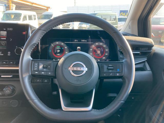 オーラ G レザーエディション プロパイロット ナビTV アラウンドビューモニター BOSE LEDヘッドライト(3枚目)