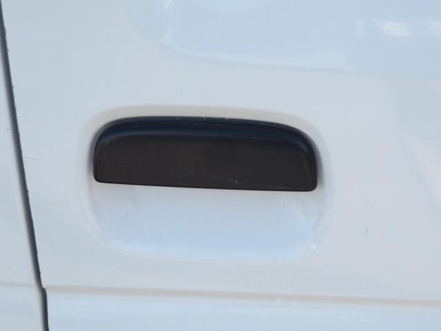 スクラムトラック ＫＣエアコン・パワステ農繁　４ＷＤ　エアコン　パワステ　エアバック　ＡＢＳ（8枚目）