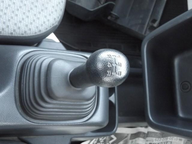 スクラムトラック ＫＣエアコン・パワステ農繁　４ＷＤ　エアコン　パワステ　エアバック　ＡＢＳ（10枚目）