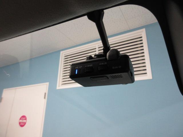 eKスペース G 9インチナビ マイパイロット DIミラー 2トーン ETC フルセグ CD DVD コーナーセンサー シートヒーター アイドリングストップ 両側電動スライドドア キーレス プッシュスタート(6枚目)