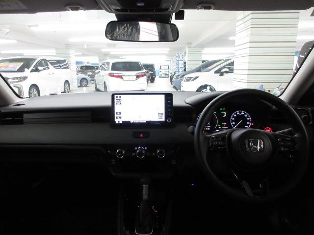 ヴェゼル ｅ：ＨＥＶ　Ｘ・ＨｕＮＴパッケージ　ＥＴＣ　９インチナビ　フルセグ　ＣＤ　ＤＶＤ　バックカメラ　ＬＥＤヘッドライト　コーナーセンサー　アイドリングストップ　ルーフレール　キーレス　プッシュスタート（5枚目）