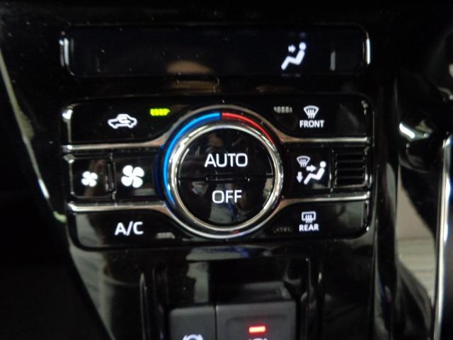 タント カスタムＲＳ　ナビ　フルセグ　ＣＤ　ＤＶＤ　バックカメラ　サイドカメラ　フロントカメラ　全方位カメラ　ＬＥＤヘッドライト　コーナーセンサー　シートヒーター　アイドリングストップ　両側電動スライドドア　キーレス（8枚目）