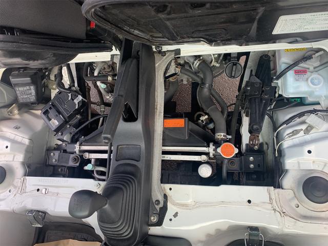 スタンダード　４ＷＤ　軽トラック　ＭＴ　アルミホイール　エアコン　パワーステアリング　運転席エアバッグ(16枚目)