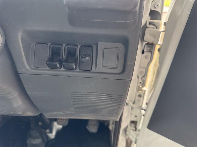 ハイゼットトラック エアコン・パワステ　スペシャル　４ＷＤ　ＭＴ　エアコン　パワーステアリング（25枚目）