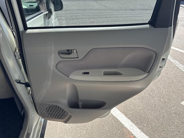 ムーヴ Ｘ　ＳＡＩＩ　ナビ　ＴＶ　クリアランスソナー　衝突被害軽減システム　スマートキー　アイドリングストップ　電動格納ミラー　ベンチシート　ＣＶＴ　盗難防止システム　ＡＢＳ　ＥＳＣ　ＣＤ　ＵＳＢ　Ｂｌｕｅｔｏｏｔｈ（29枚目）