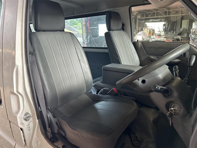 お車の知識がなくても大丈夫です！皆様のご来店をスタッフ一同、心よりお待ちしております。