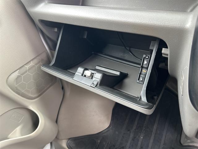 収納もたくさん付いています。大きなものから小さなものまで使う方の気持ちを考えた気遣いが嬉しいですね♪