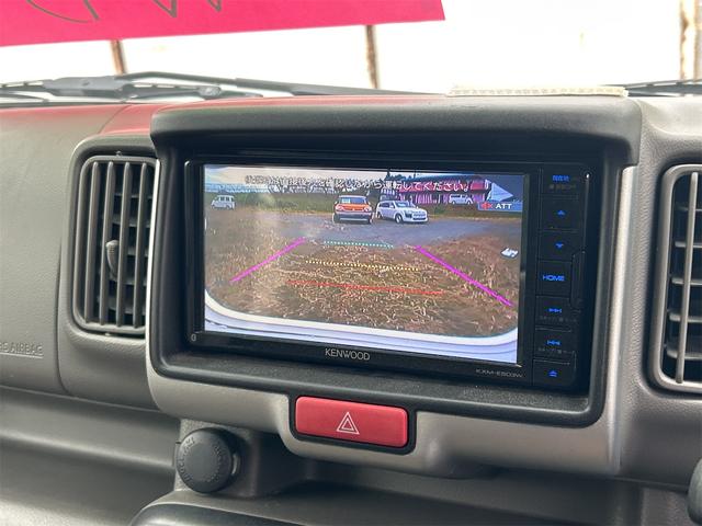 バックカメラ装着済！死角になりやすい後方もとても見やすいです☆車庫入れに自信がない方や縦列駐車が苦手な方にも、オススメな機能です！安心度もアップ！