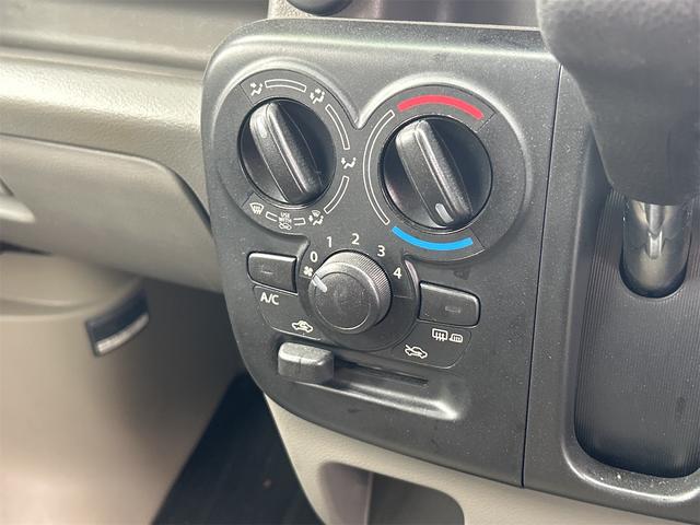 気温に合わせて直感的に操作することで、車内をいつでも快適に保てます。