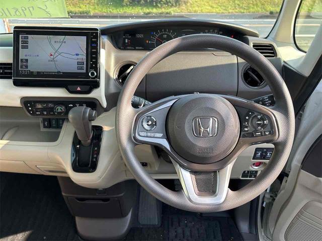 Ｎ－ＢＯＸ Ｇ・Ｌホンダセンシング　ドライブレコーダー　ＥＴＣ　バックカメラ　両側電動スライドドア　ナビ　ＴＶ　クリアランスソナー　オートクルーズコントロール　レーンアシスト　衝突被害軽減システム　オートライト　ＬＥＤヘッドランプ（3枚目）