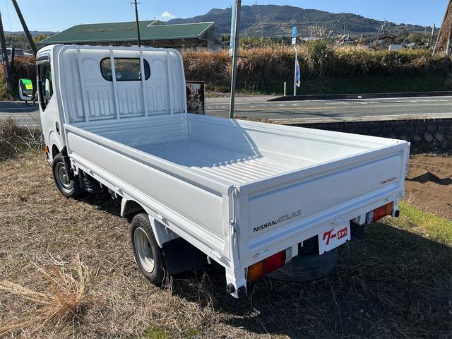 アトラストラック トラック MT 後輪ダブル キーレスエントリー 電動格納ミラー エアコン パワーステアリング パワーウィンドウ 運転席エアバッグ(10枚目)