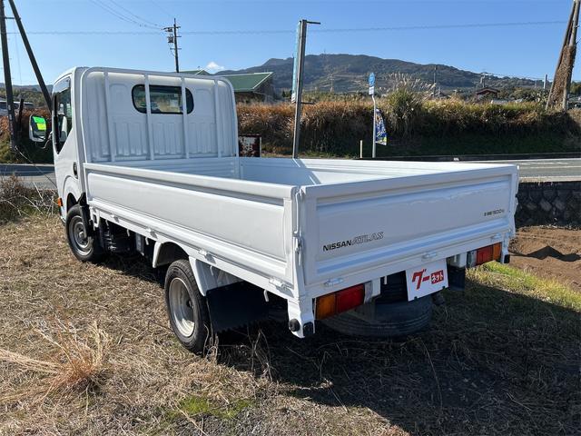 アトラストラック トラック MT 後輪ダブル キーレスエントリー 電動格納ミラー エアコン パワーステアリング パワーウィンドウ 運転席エアバッグ(11枚目)