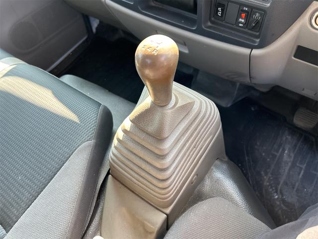 アトラストラック トラック MT 後輪ダブル キーレスエントリー 電動格納ミラー エアコン パワーステアリング パワーウィンドウ 運転席エアバッグ(53枚目)