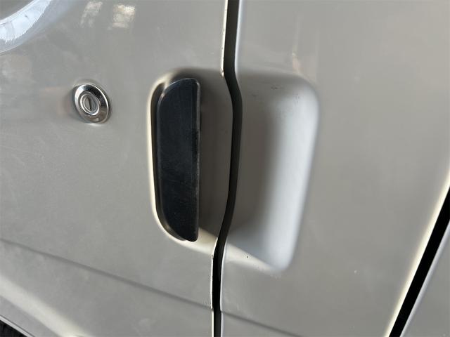 ボンゴバン 　両側スライドドア　ＡＴ　ＣＤ　ＤＶＤ再生　ＵＳＢ　エアコン　パワーウィンドウ（26枚目）