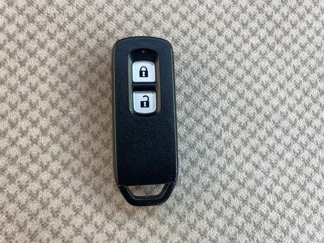 Ｎ－ＯＮＥ Ｇ　ドライブレコーダー　ＥＴＣ　スマートキー　アイドリングストップ　電動格納ミラー　ベンチシート　ＣＶＴ　盗難防止システム　ＡＢＳ　ＥＳＣ　ＣＤ　ミュージックプレイヤー接続可　衝突安全ボディ　エアコン（10枚目）